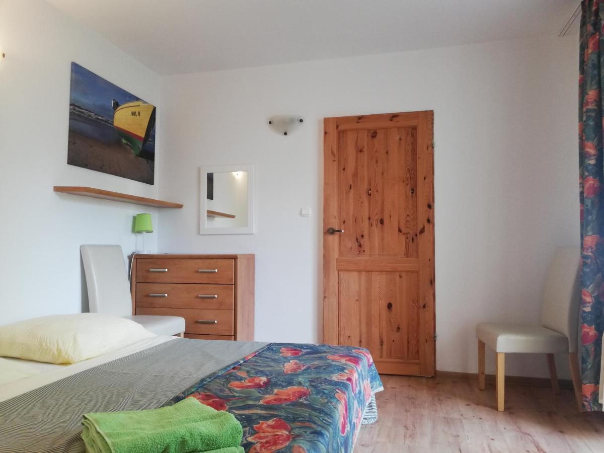Bursztyn 2 Apartment Ревал Екстериор снимка