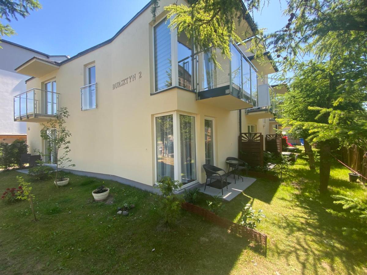 Bursztyn 2 Apartment Ревал Екстериор снимка