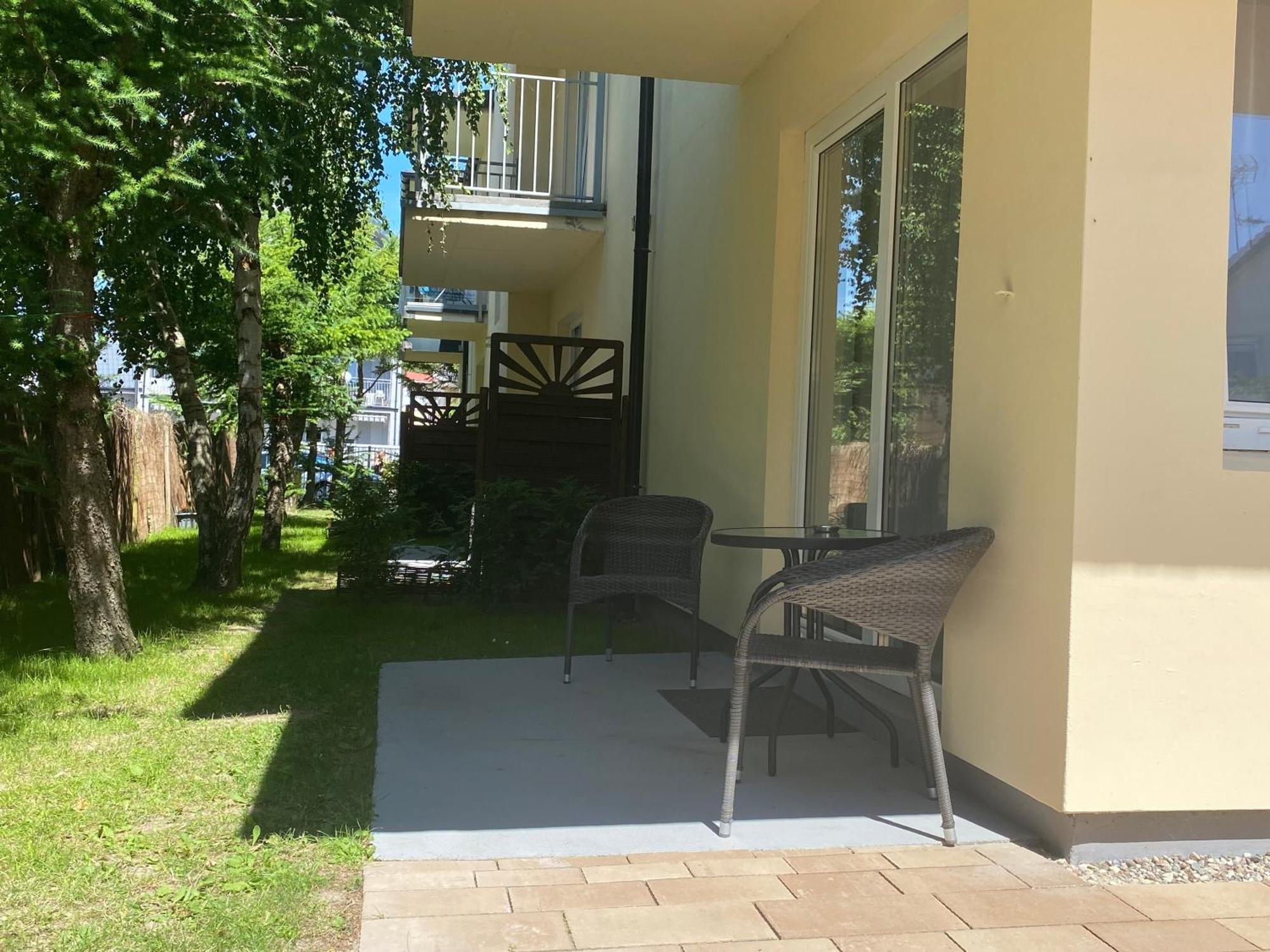 Bursztyn 2 Apartment Ревал Екстериор снимка