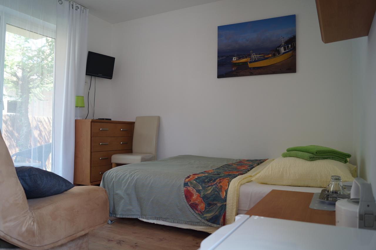 Bursztyn 2 Apartment Ревал Екстериор снимка