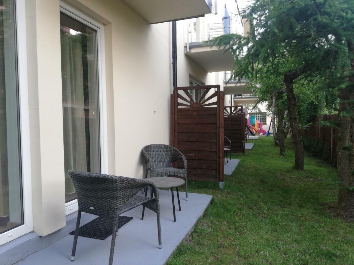 Bursztyn 2 Apartment Ревал Екстериор снимка